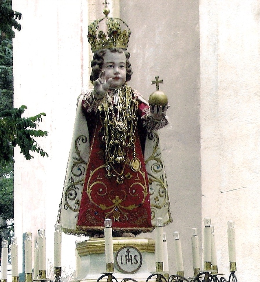 Carbuta - Santo Bambino di Praga: processione 1